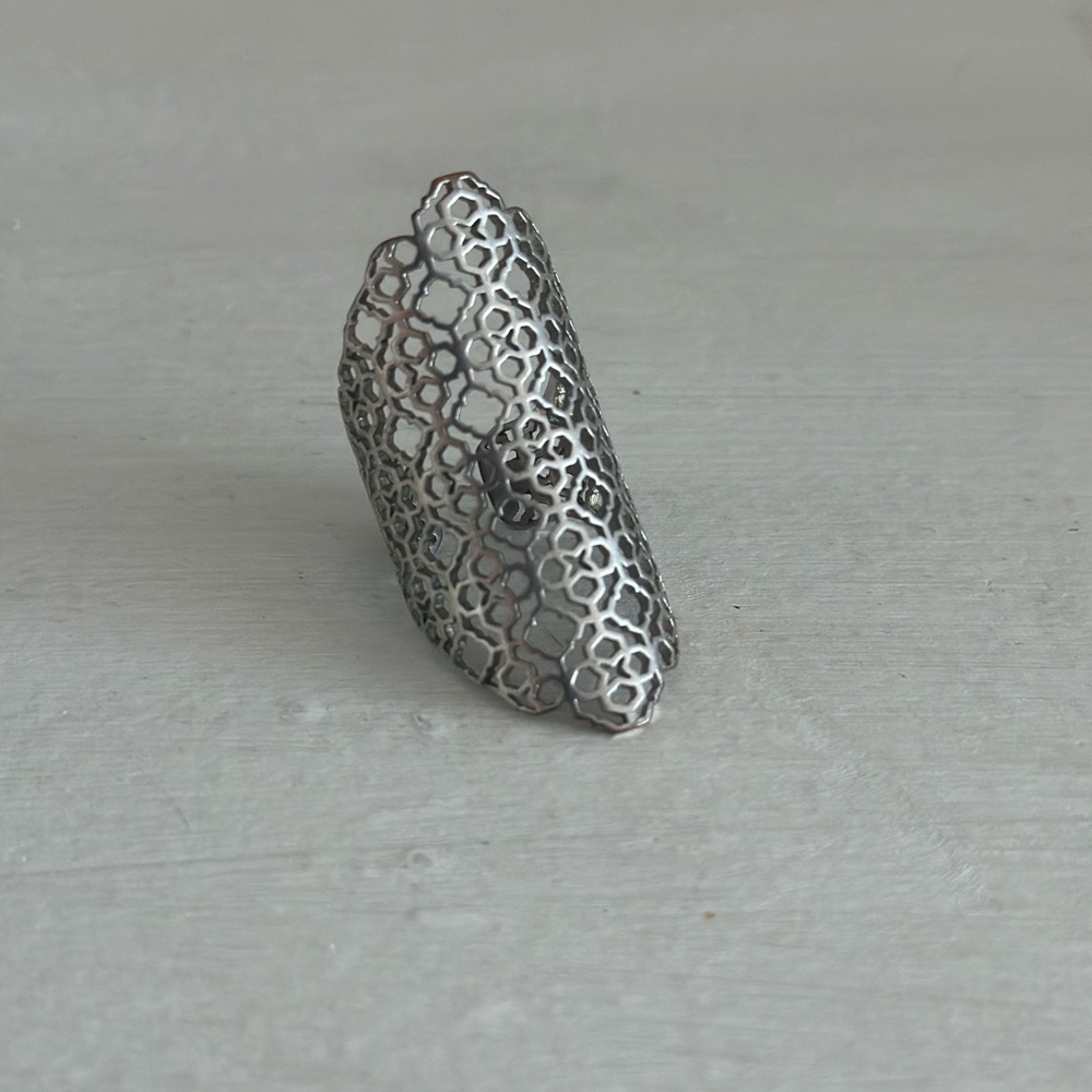 KENDRA SCOTT stocking stuffer!!! Boone silver filigree ring